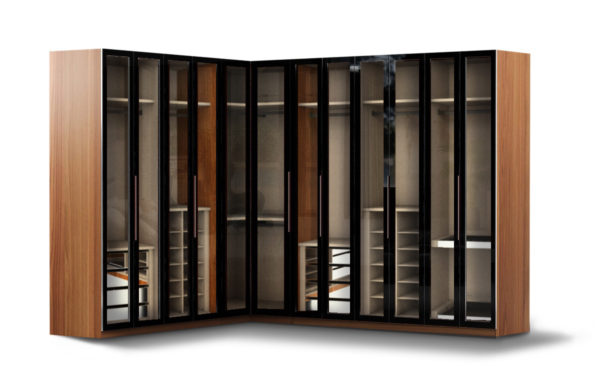 Lav wardrobe
